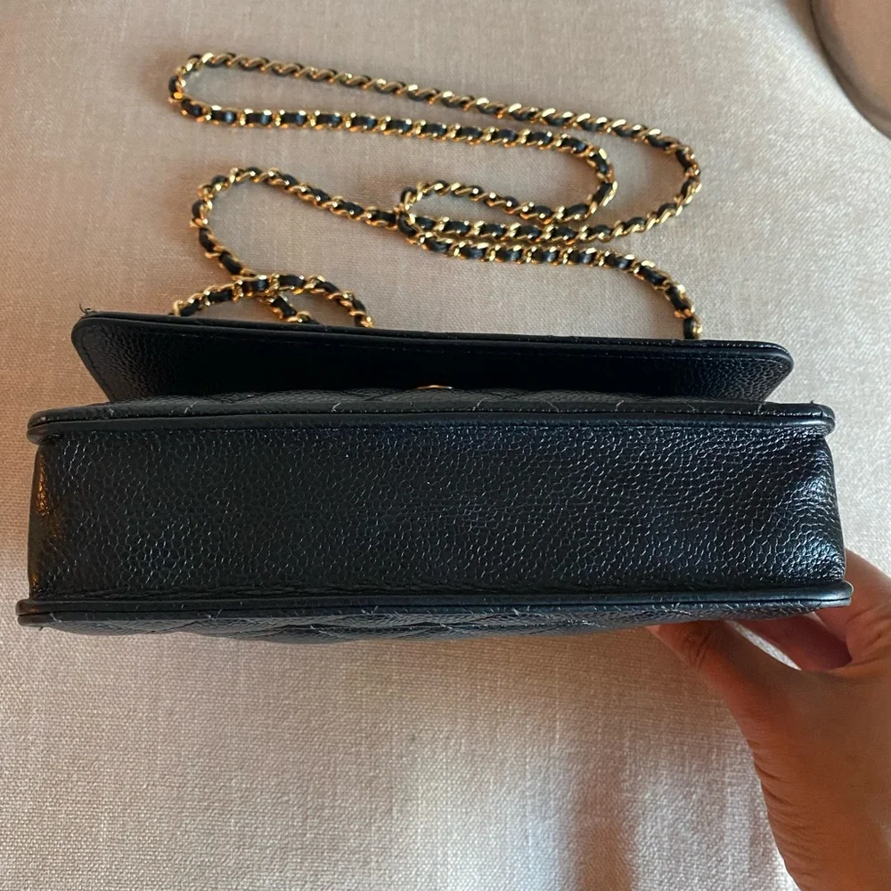 Authentic Chanel Wallet on Chain - Black Caviar Leather with Gold hardware - Picture 4 of 16